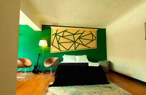 Laureles Hotel | Discover Casa Hotel: Prime Location Near Dining & Nightlife