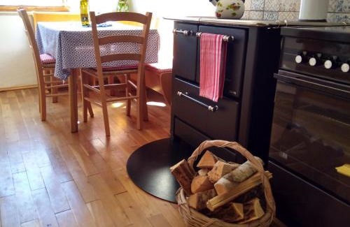 Revo House | CASA IDA - Top Rated Stay with Family & Pet-Friendly Amenities