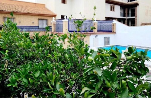 La Zubia House | Casa Ideal Para Tener una Estancia Agradable con Amigos o Familiares!