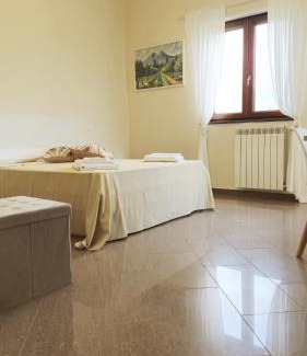 Pompei Apartment | Delightful Casa il Frutteto Pompei - 4-Star Family Retreat