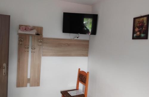 Viseu de Sus House | Inviting Casa Ile: Family-Friendly with Full Kitchen Amenities