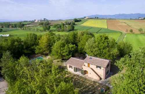 Marciano della Chiana Villa | Experience Casa Ilenia: 4-Star Oceanfront Paradise