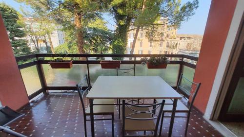 Desenzano del Garda Apartment | Ocean View Escape at Casa Imma - Rated 9/10 by Guests