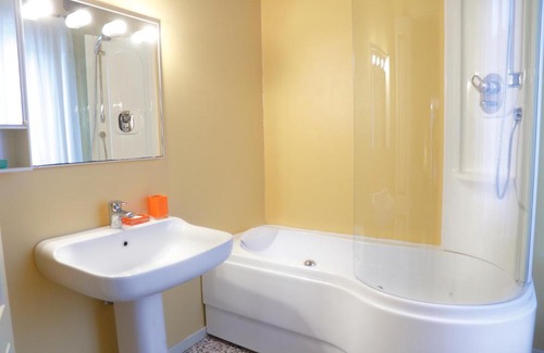 Polcenigo Villa | Casa In Borgo: Guest Rated 10/10 with Breakfast & Hot Tub