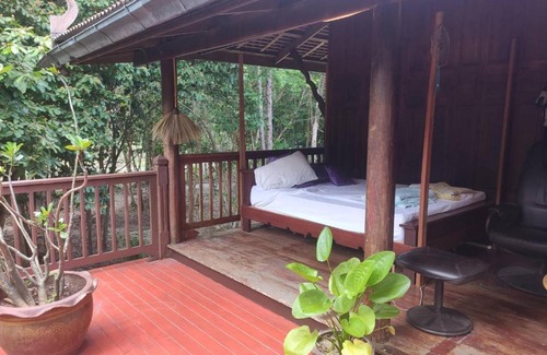 Wok Tum House | Explore Casa in Legno: Unique Thai-Style Stilt Retreat