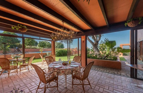 Vejer de la Frontera House | Discover Casa in the Campo: Ocean View & Spa Retreat