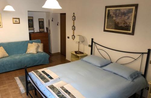 Monte Castello di Vibio Apartment | Discover Casa in Umbria: Pet-Friendly Getaway with Hot Tub