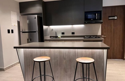 Laureles - Estadio House | Casa Indigo: Relax with Jacuzzi Near Metro in Laureles