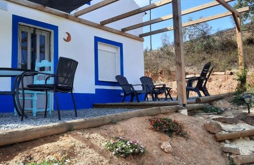 Reliquias Apartment | Unforgettable Oceanfront Stay at Casa Inglesa Roosa