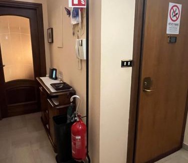 Santa Rita Apartment | Casa Inglese: Family-Friendly Stay Near Inalpi Arena