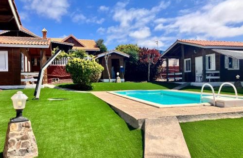San Bartolome de Tirajana Villa | Discover Casa Inmaculada: Oceanfront Cabañas with Pool