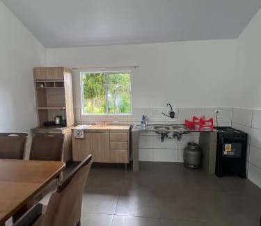 Riviera House | Idyllic Retreat: Family & Pet-Friendly Getaway Near City