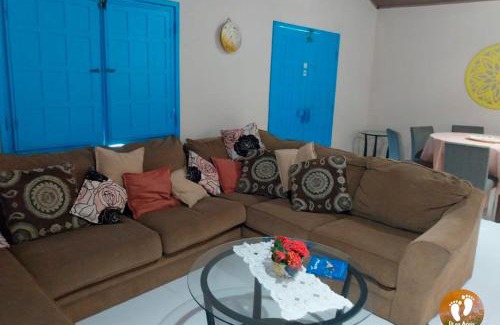 Itacimirim House | Beachfront Comfort at Casa Inteira in Itacimirim, Bahia
