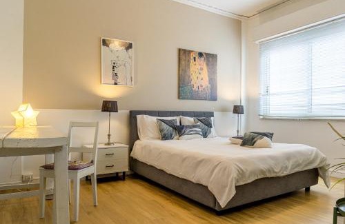 Villagonia Apartment | Family-Friendly Retreat at Casa Inzolia for Memorable Stays