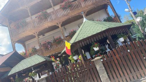 Poienile Izei House | Discover Casa Ionela Petreus: Top-Rated Family Getaway