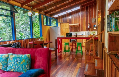 Monteverde House | Escape to Casa Ira Rosa Near Monteverde Cloud Forest