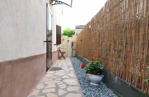 Ravenna Apartment | Casa Iride: Cozy Apartment with a Beautiful Garden
