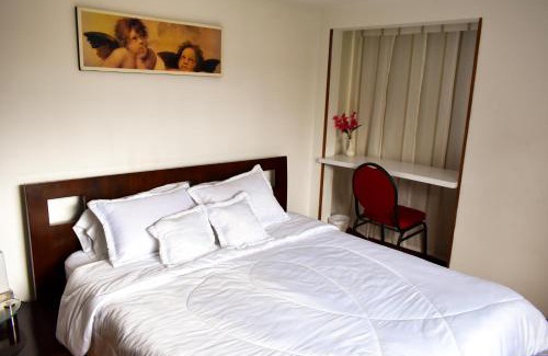 Chia House | Oceanfront Casa Iris: Guest Rated 8.9/10 for Families