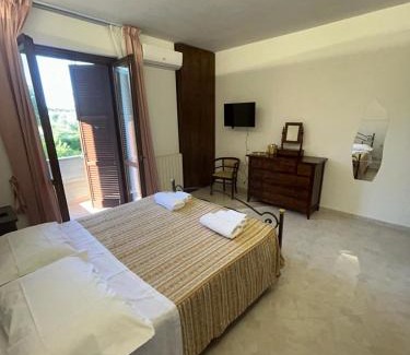 Narni Scalo House | Highly Rated Casa Isa: Pet-Friendly Getaway for Families