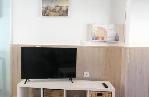 San Jose Apartment | Guest Rated Casa Isabel: Oceanfront Retreat for Families