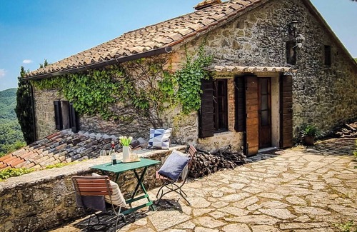 San Leo Bastia Ski Chalet | Casa Isabella - Villa with pool and sauna