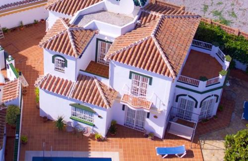 Punta Lara Villa | Relax at Casa Isabella: Villa with Heated Pool & Family-Friendly