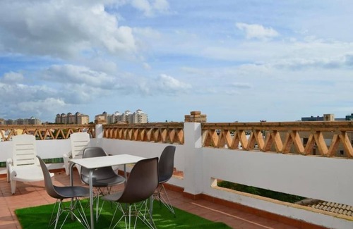 Islantilla Apartment | Family-Friendly Retreat at Casa Isla Mayor Hotel