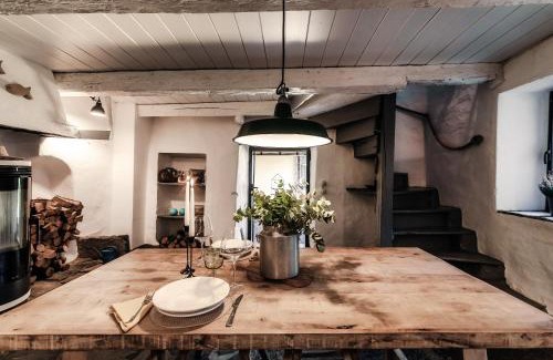 Sala Comacina House | Casa Isola - by MyHomeInComo