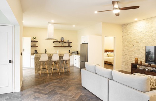 Colonia Adolfo Lopez Mateos Condo | Discover Casa Ixchel 1: A Modern Oasis in Cozumel