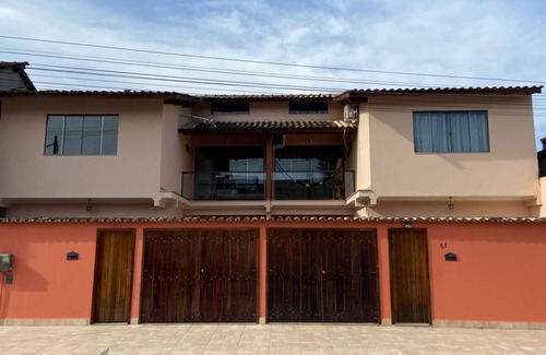 Mambucaba House | Casa Jabaquara: Relaxing Suites Just Steps from the Beach