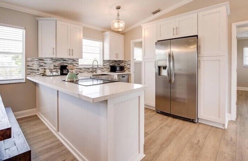 Sugarloaf Shores House | Discover Casa Jamaica: Poolside Retreat Near Key West