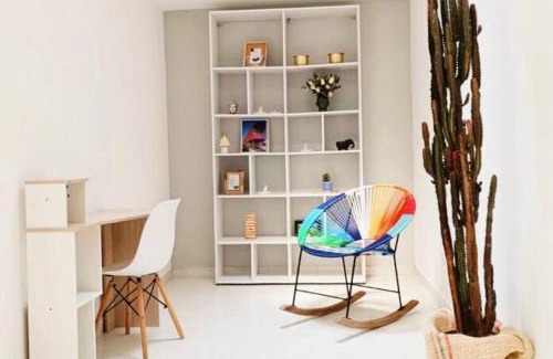 La Estrella House | Casa Jardin: Family-Friendly Retreat Near the Park, Rated 9.8