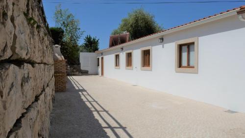Casal do Abegao Apartment | Discover Casa Jasmim: Oceanfront Escape in Alcobaça