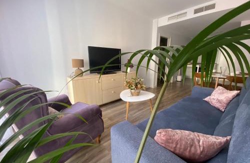 Distrito Noroeste Apartment | Casa Jazmín: Pet-Friendly Stay with Pool & Hot Tub