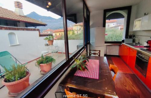 Almese House | Discover Casa Jesus Paradiso: Family-Friendly Retreat
