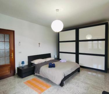 Almese House | Discover Casa Jesus Paradiso: Family-Friendly Retreat