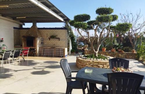 Deltebre House | Beachfront Bliss at Casa Joan de l'Illa with Pool