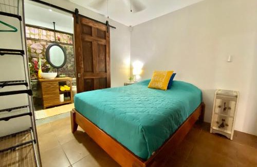 Escobal House | Casa Johanna: A Serene Escape with Pool and Breakfast