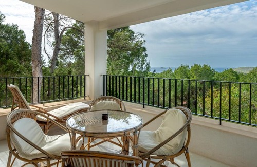 Cala Comte House | Family-Friendly Escape at Casa Juliarina - Guest Rated 9.8