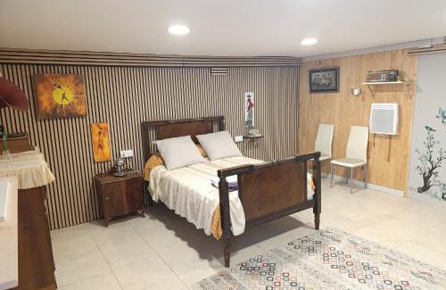 Cistierna House | Relax at Casa Julian: Oceanfront Oasis with Pool & Spa