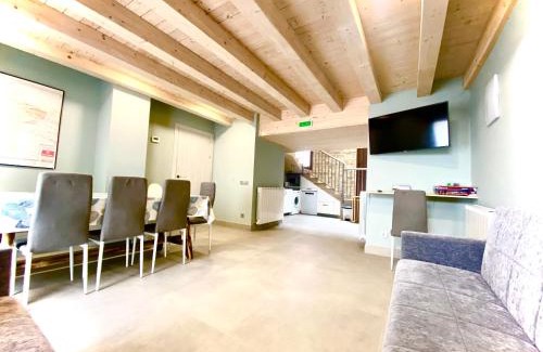 Morentin House | Casa Julita Etxea: Guest Rated 9.4 with Pet-Friendly Amenities
