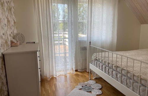 Otepaa House | Beachfront Bliss at Casa Kase with Ocean Views & Family Fun