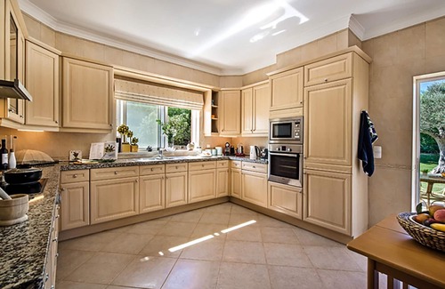 Funchal House | Last Minute Availability: Exceptional Stay with Pool Access