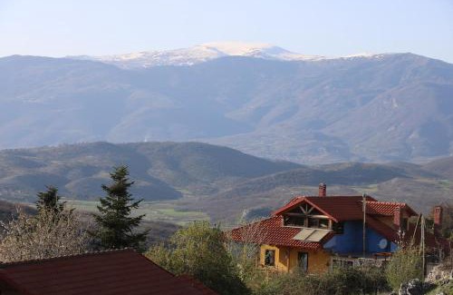 Edessa Ski Chalet | Pet-Friendly Chalets in Greece - Rated 9.7/10 by Guests