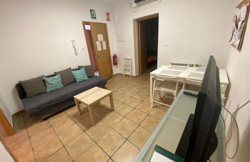 San Martin de la Vega Apartment | Discover CASA KIARA: Family-Friendly Stay with High Ratings