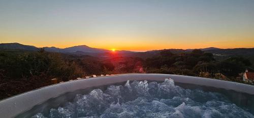 Colmenar House | Inviting Casa KiSi Cottage: Oceanfront B&B with Pool