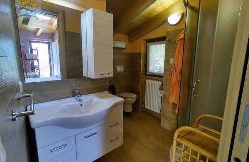 Cercino House | Pet-Friendly Casa Kiwi with Oceanfront Spa & Top Reviews