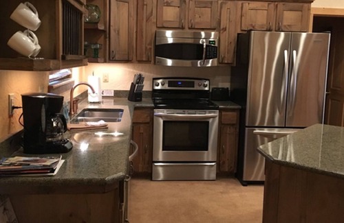 Creede House | Romantic Escape at Casa Kokopelli: Guest Rated 9.8/10
