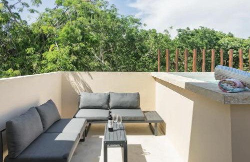 Ek Balam Village House | Idyllic Oceanfront Stay at Casa Kuaan Mani - 4 Star Gem
