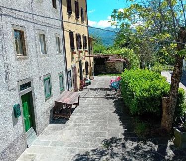 Pian degli Ontani Apartment | Discover Casa l'Acerone: Guest Rated 9/10 & Pet Friendly